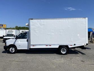 2024 GMC Savana Cutaway
