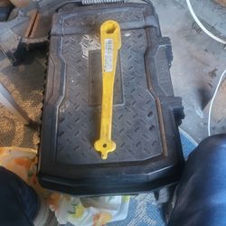 Prop Wrench