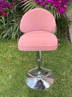 Velvet pink modern vanity chair