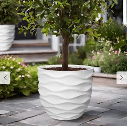 17.3" Diameter White Horizontal Waves Fiber Stone Round Pot Planters - 15.2" H x 17.38" Diameter - 15.2" H x 17.38" Diameter