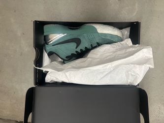 Kobe 4 "Girl Dads" Sz 7.5 Mens