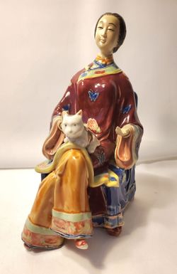Vintage Chinese Shiwan Porcelain Figurine - Seated Lady with Cat