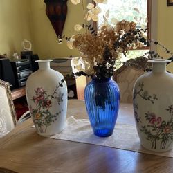 Ceramic vases