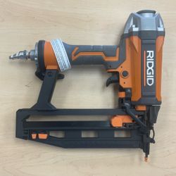 Ridgid Straight Finnish Nailer