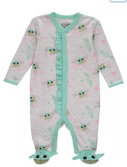 New•baby Size 6-9 Months •