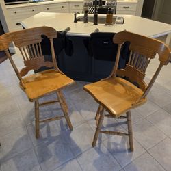 Wood Swivel Stools