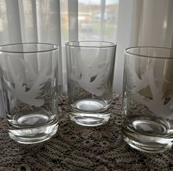 Vintage Mcm Set Of Glasses Etched With Canadian Geese