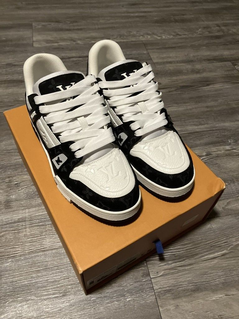 Lv Trainers