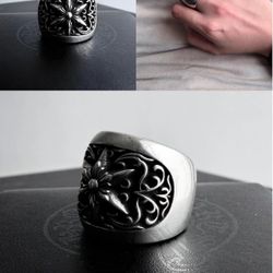 Limited Rings Brand New Chrome Heart Rings!
