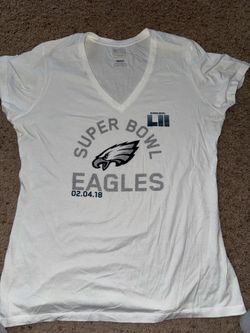 Ladies Newer Eagles NGL Super Bowl 2018 V Neck, Short Sleeved T Shirt, size XL
