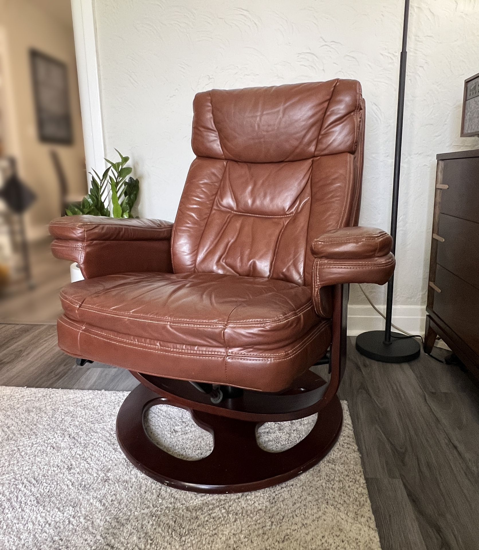 Reclining Leather Chair with Ottoman