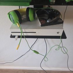 Xbox One S