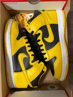 Nike dunk high sz 9.5