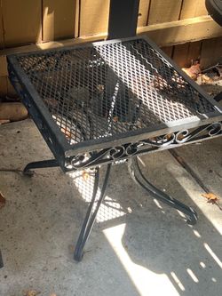 Patio table
