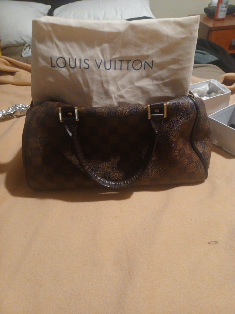 Red Louis Vuitton Bag for Sale in Seaside, CA - OfferUp