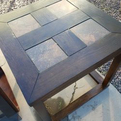 2 End Tables 