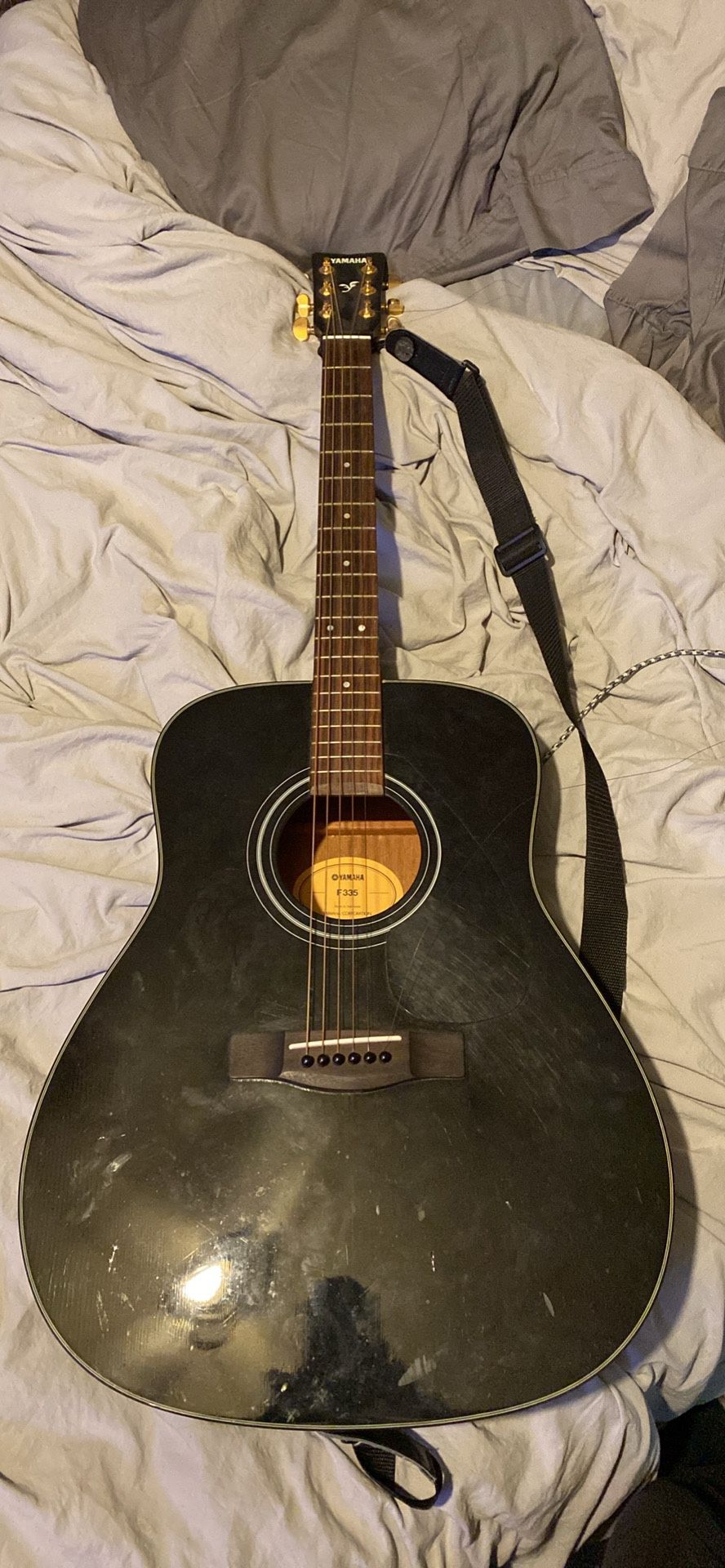 Yamaha F335 Acoustic Guitar (Black w/ Case)