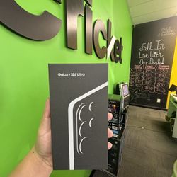 New Samsung Galaxy Ultra Starts $700 When You Switch To Cricket 