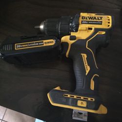 20vmax Dewalt Drill