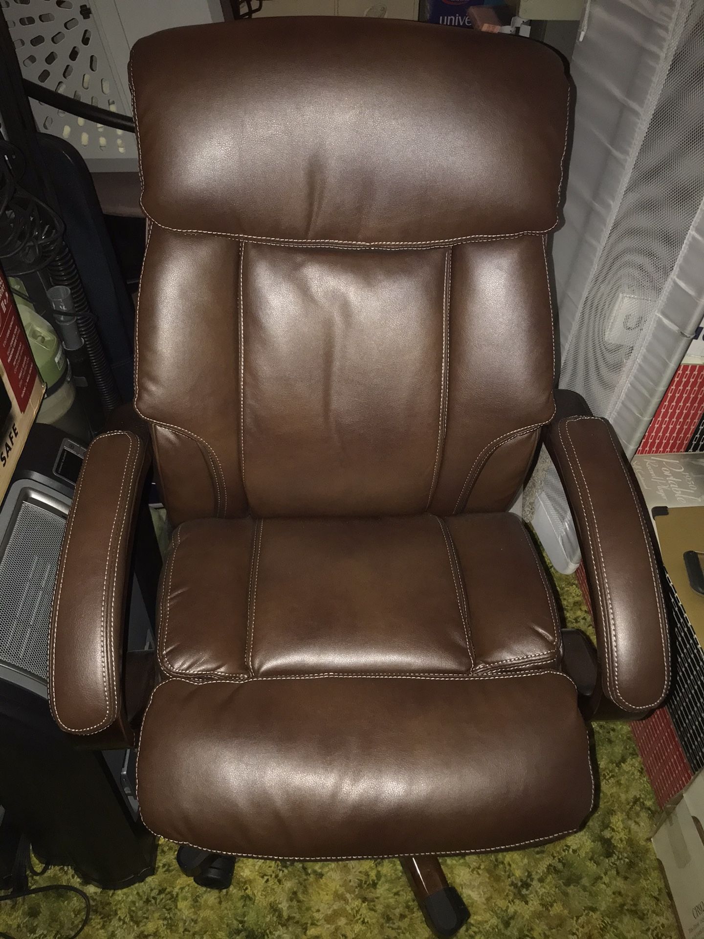 La-Z-boy reclining executive office chair