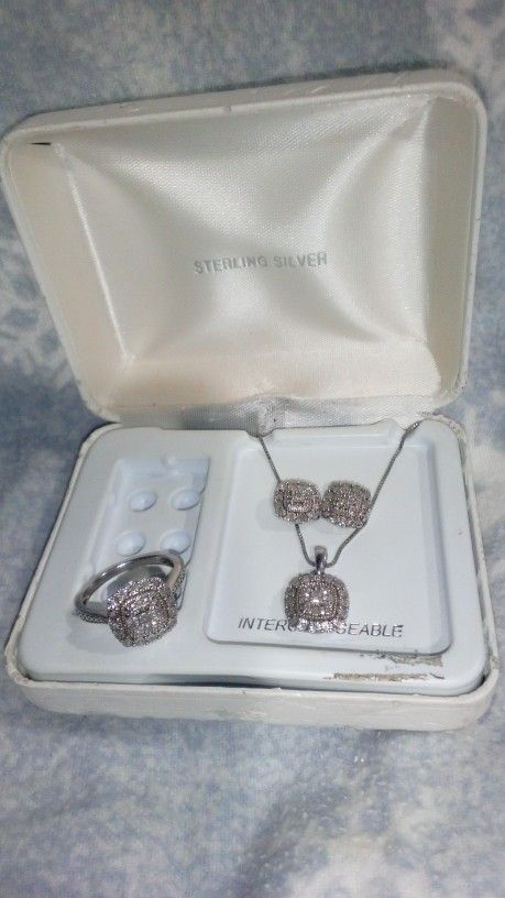 Diamond necklace, earrings & ring