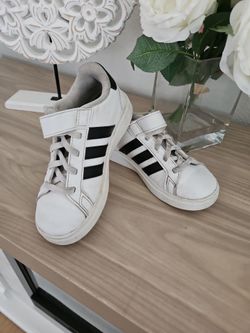 Adidas Kids Sneakers White Black Stripes