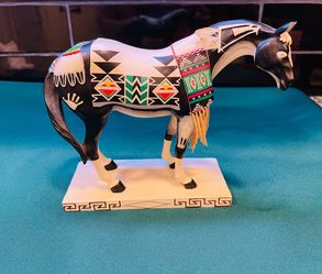 Beautiful “Tewa Horse” figurine by Tom Tapia