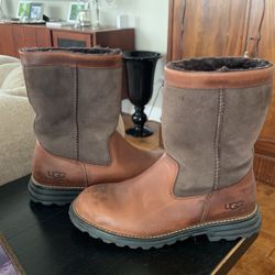 Authentic UGG Leather Boots Sherpa Lining Women’s Size 7