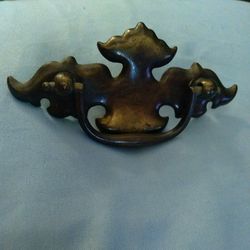 Antique Bronze Finish Bail Drop Drawer Pull Handle, 2-1/2" C2C, Overall.... Shipped with USPS First Class.Normal wear and tear. Nicks, dents and scrat