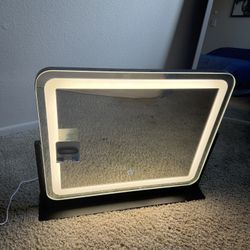 Beauty Vlog Mirror with light and phone holder 