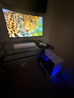 Cyber power pc with curved monitor
