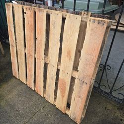 Pallets For FREEEE