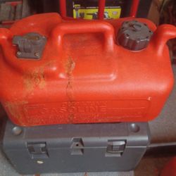 Outboard Gas Tanks