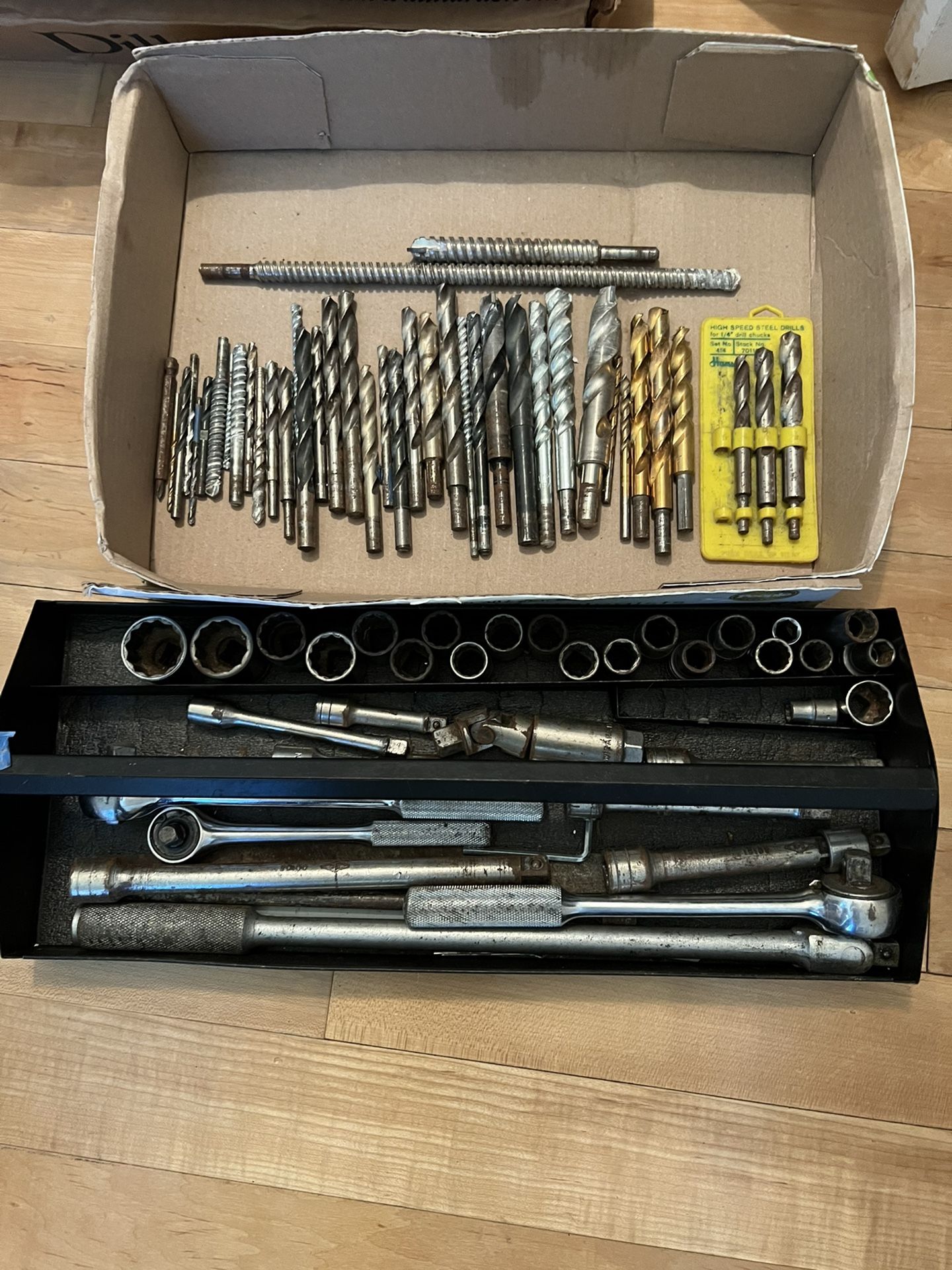 LOTS OF BIDS AND SOCKETS