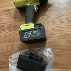 Snap On 1/2 Cordless Gun With 2 Bateries No Charger