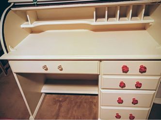 Roll top desk
