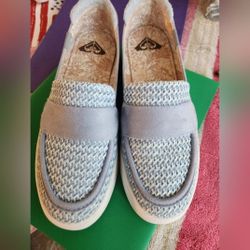 SO COOL! Roxy Light Blue Women's Shoes. Comfy. Even The Sole Is Pretty. Size 8