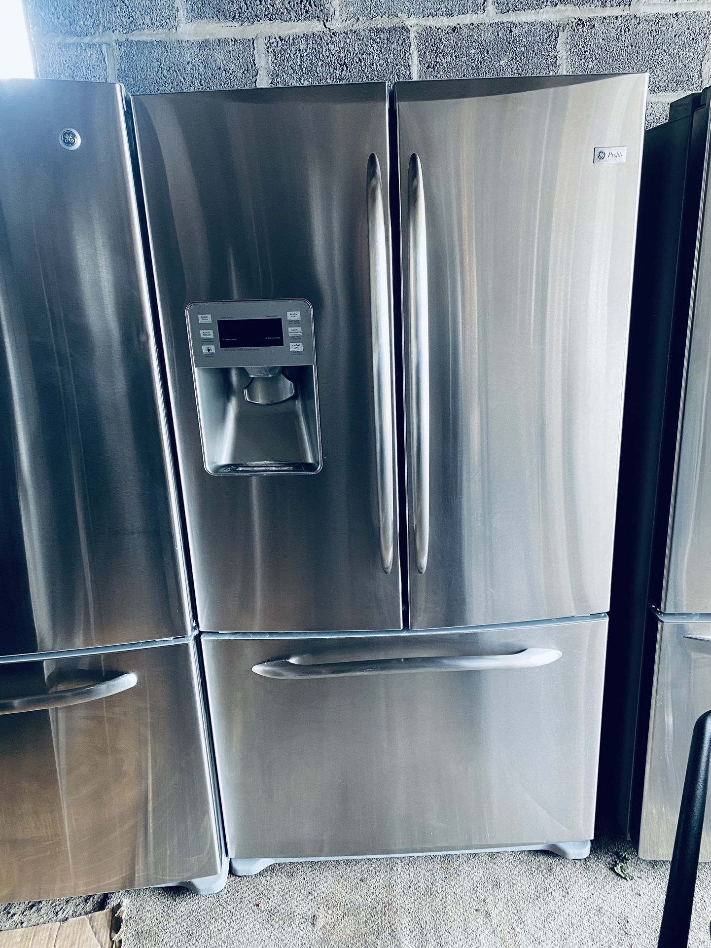Fridge Work Great 2 Month Warranty Delivery Include It