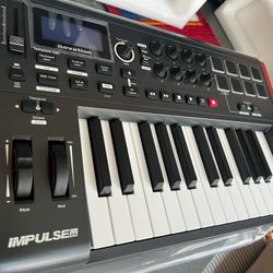 Novation Impulse 25 25-key Keyboard Controller