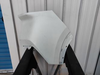 2021 2022 2023 NISSAN ROGUE rear bumper corner cover right side oem.