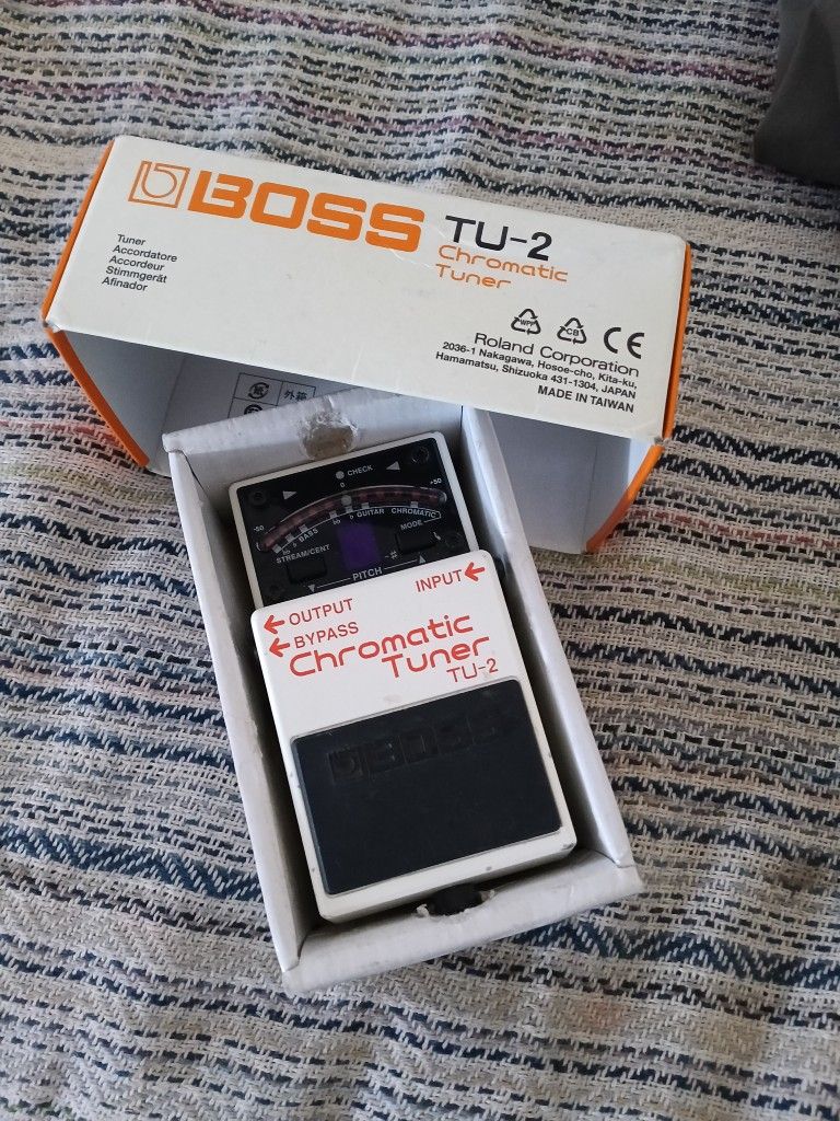 Boss Chromatic Tuner