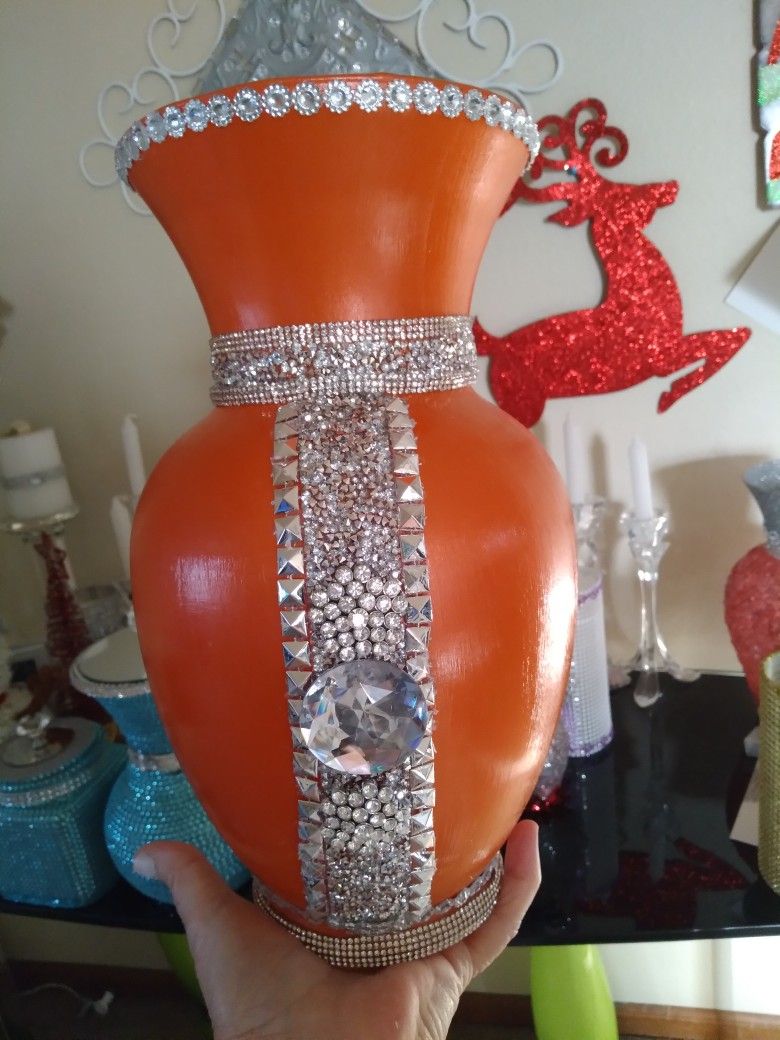 Big Ans And Beautiful Burnt Orange Vase..