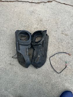Ef hatch cargo cover speaker pods