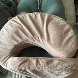 My Brest Friend Nursing Pillow