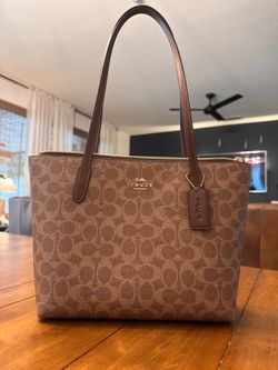 Coach handbag