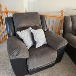 Ashley Furniture Rocker Recliner 