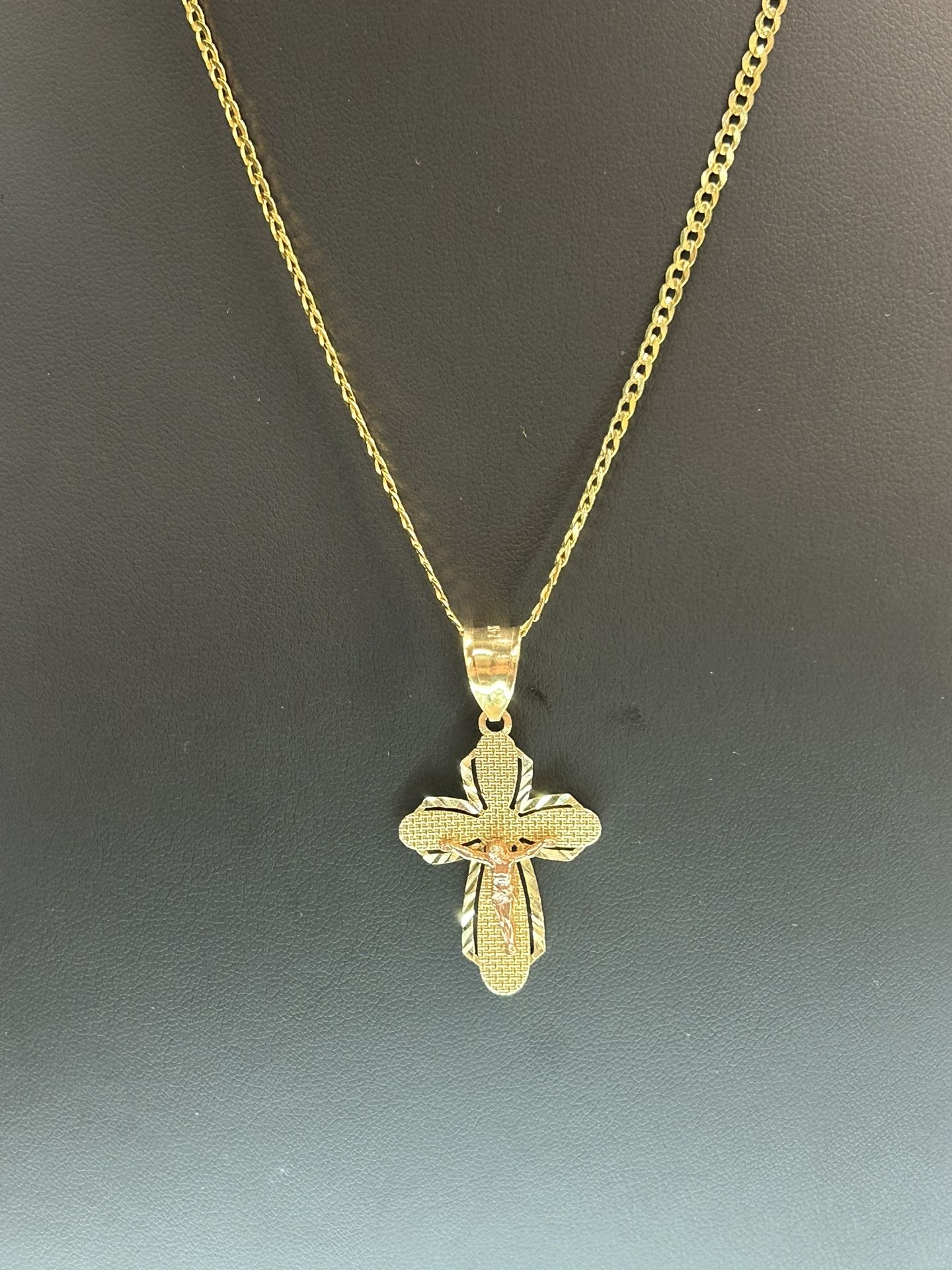 14K Gold / Oro 14 Kilates