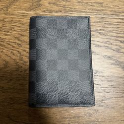 Louis Vuitton Pass Portefeuille “Pass Paul” NM Passport Cover N66441 – Authentic, Monogram Canvas LIKE NEW