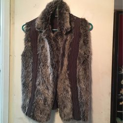Women’s FAUX fur Vest Large 