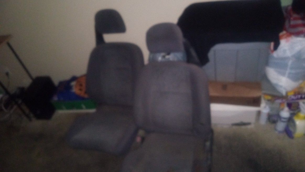 Civic Seats Pair